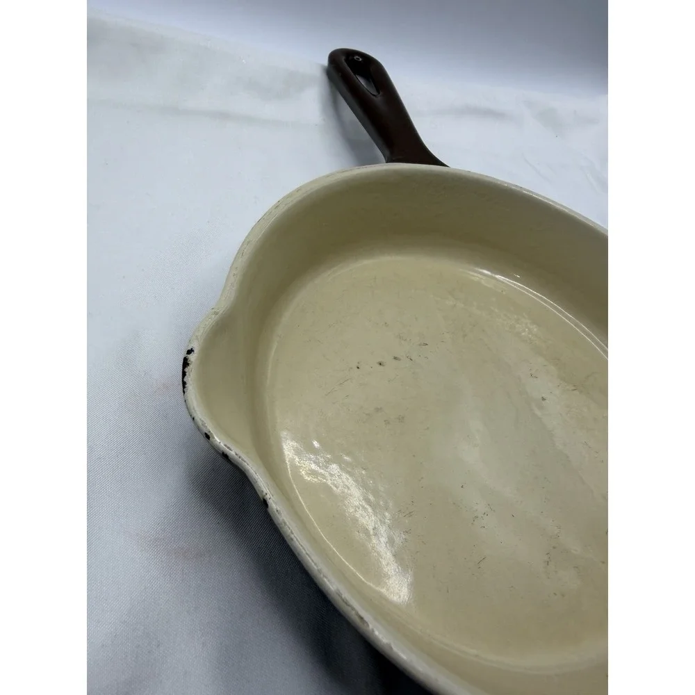 Vintage Le Creuset Made in France #16 Brown Cast Iron - 6-1/2